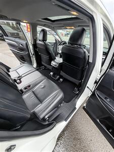 2018 Toyota Highlander XLE AWD! 3 Row Seating! Clean Title! Low Miles! Locally Owned! Strong Carfax History Report! 8 Passenger! Impressive! - Photo 30 - Vancouver, WA 98665