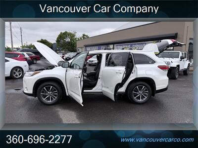 2018 Toyota Highlander XLE AWD! 3 Row Seating! Clean Title! Low Miles! Locally Owned! Strong Carfax History Report! 8 Passenger! Impressive! - Photo 11 - Vancouver, WA 98665