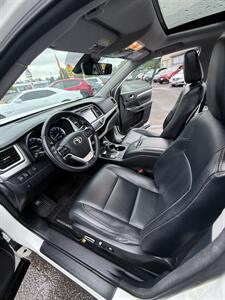 2018 Toyota Highlander XLE AWD! 3 Row Seating! Clean Title! Low Miles! Locally Owned! Strong Carfax History Report! 8 Passenger! Impressive! - Photo 27 - Vancouver, WA 98665