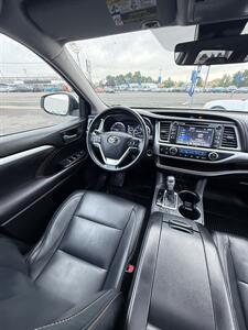 2018 Toyota Highlander XLE AWD! 3 Row Seating! Clean Title! Low Miles! Locally Owned! Strong Carfax History Report! 8 Passenger! Impressive! - Photo 25 - Vancouver, WA 98665