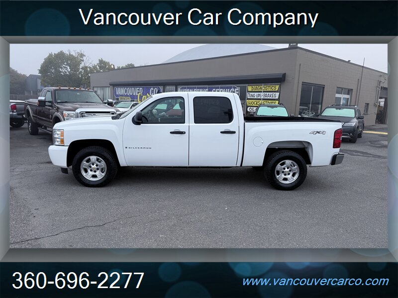 2008 Chevrolet Silverado 1500 4x4 LT1 Crew Cab! Local Truck! Low Miles!  Clean Title! Strong Carfax History! Solid!