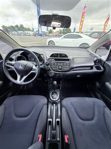 2013 Honda Fit Sport! Local Car! Clean Title! Only 67,000 Miles! Strong Carfax w/ Great Service Records! Excellent Value! Impressive! - Photo 20 - Vancouver, WA 98665
