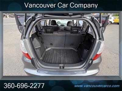 2013 Honda Fit Sport! Local Car! Clean Title! Only 67,000 Miles! Strong Carfax w/ Great Service Records! Excellent Value! Impressive! - Photo 17 - Vancouver, WA 98665