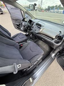 2013 Honda Fit Sport! Local Car! Clean Title! Only 67,000 Miles! Strong Carfax w/ Great Service Records! Excellent Value! Impressive! - Photo 26 - Vancouver, WA 98665