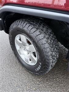 2008 Toyota FJ Cruiser 4x4! Clean Title! Locally Owned! Low Miles! Strong Carfax History! Rare Find! Impressive! - Photo 24 - Vancouver, WA 98665