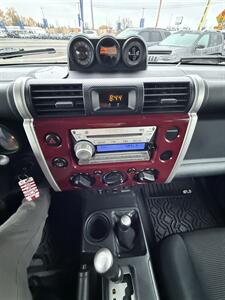 2008 Toyota FJ Cruiser 4x4! Clean Title! Locally Owned! Low Miles! Strong Carfax History! Rare Find! Impressive! - Photo 29 - Vancouver, WA 98665