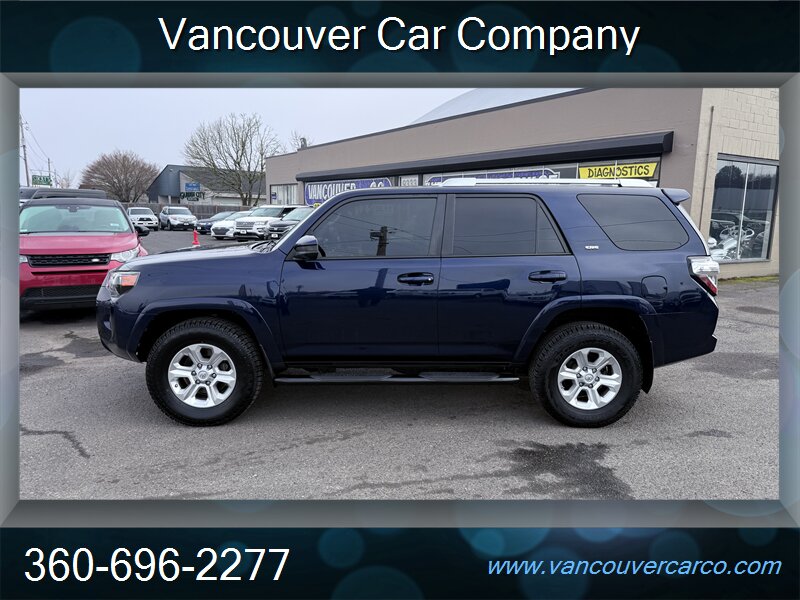 2015 Toyota 4Runner 4x4 SR5! Clean Title! 3rd Row Seating! Low Miles!  Strong Carfax Report! Great Service History! Local!