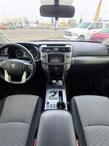 2015 Toyota 4Runner 4x4 SR5! Clean Title! 3rd Row Seating! Low Miles!  Strong Carfax Report! Great Service History! Local! - Photo 28 - Vancouver, WA 98665