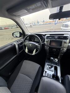 2015 Toyota 4Runner 4x4 SR5! Clean Title! 3rd Row Seating! Low Miles!  Strong Carfax Report! Great Service History! Local! - Photo 26 - Vancouver, WA 98665