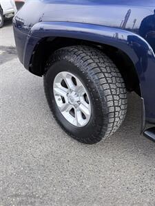 2015 Toyota 4Runner 4x4 SR5! Clean Title! 3rd Row Seating! Low Miles!  Strong Carfax Report! Great Service History! Local! - Photo 24 - Vancouver, WA 98665