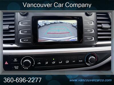 2019 Toyota Highlander LE All-Wheel-Drive! Clean Title! 1 Local Owner!  3rd Row Seating! Strong Carfax History! Impressive! - Photo 21 - Vancouver, WA 98665