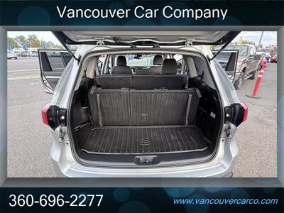 2019 Toyota Highlander LE All-Wheel-Drive! Clean Title! 1 Local Owner!  3rd Row Seating! Strong Carfax History! Impressive! - Photo 14 - Vancouver, WA 98665
