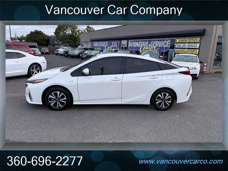 2018 Toyota Prius Prime Plus! 1 Owner! Low 79,000 Miles! Clean Title!  Impressive Car! Rated 54MPG! 133MPG Combined! Strong Carfax History! Locally Owned! - Photo 1 - Vancouver, WA 98665