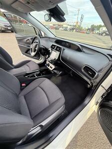 2018 Toyota Prius Prime Plus! 1 Owner! Low 79,000 Miles! Clean Title!  Impressive Car! Rated 54MPG! 133MPG Combined! Strong Carfax History! Locally Owned! - Photo 26 - Vancouver, WA 98665