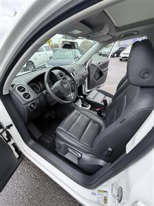 2012 Volkswagen Tiguan SE 4Motion AWD! Clean Title! Moonroof! Low Miles!  Strong Carfax History! Good Service History! Great Value! - Photo 26 - Vancouver, WA 98665