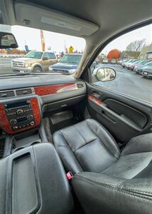 2014 Chevrolet Tahoe LT 4x4! Leather! Moonroof! Adult Owned Local!  Clean Title! Good Carfax! Impressive! - Photo 19 - Vancouver, WA 98665