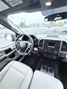 2017 Ford F-150 4x4 SuperCrew! XLT! Rare 5.0 V-8! Low Miles!  Clean Title! Strong Carfax History! Local Rust Free! Impressive! - Photo 17 - Vancouver, WA 98665