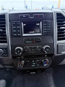 2017 Ford F-150 4x4 SuperCrew! XLT! Rare 5.0 V-8! Low Miles!  Clean Title! Strong Carfax History! Local Rust Free! Impressive! - Photo 21 - Vancouver, WA 98665