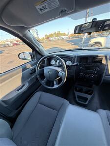 2007 Dodge Dakota ST Quad Cab 4x4! 1 Local Owner! Only 54,000 Miles! Clean Title! Strong Carfax History! Old Man Nice! Great Value! - Photo 17 - Vancouver, WA 98665