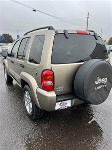 2004 Jeep Liberty 4x4 Limited! 1 Owner! Moonroof! Only 86,000 Miles!  Clean Title! Great Carfax History! Locally Owned! Great Value! - Photo 31 - Vancouver, WA 98665