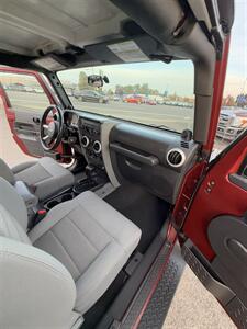 2009 Jeep Wrangler 4x4 Sahara! Automatic! Hardtop! Only 89,000 Miles!  Clean Title! Good Carfax! Great Value! Impressive! - Photo 20 - Vancouver, WA 98665
