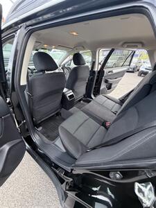 2017 Subaru Outback All Wheel Drive 2.5i Premium! 1 Owner!  Local!  Clean Title! Strong Carfax History! Great Value! - Photo 27 - Vancouver, WA 98665