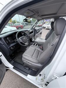 2014 Honda Ridgeline 4x4 RTL! 1 Owner! Clean Title! New Timing Belt!  Strong Carfax w/ Great Service Records! Locally Owned! Low Miles! - Photo 25 - Vancouver, WA 98665