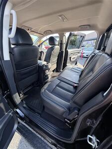 2019 Nissan Titan Crew Cab PRO-4X! Clean Title! Leather! Local! Powerful V-8 Rated at 390hp! Great Price Point! Impressive! - Photo 27 - Vancouver, WA 98665
