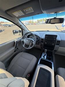 2014 Nissan Titan SV Crew Cab 4x4! Local Truck! Low Miles! Clean Title! Strong Carfax! Good Service Records! Impressive! - Photo 17 - Vancouver, WA 98665