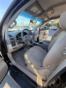 2014 Nissan Titan SV Crew Cab 4x4! Local Truck! Low Miles! Clean Title! Strong Carfax! Good Service Records! Impressive! - Photo 25 - Vancouver, WA 98665