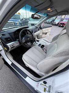 2011 Subaru Outback AWD 2.5i Premium! New Timing Belt! Clean title!  Only 86,000 Miles! Strong Carfax History! Locally Owned! - Photo 26 - Vancouver, WA 98665