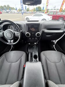 2018 Jeep Wrangler JK Unlimited Sahara! Hardtop! Local! Clean Title! Automatic! Good Carfax History! Off-The-Grid Ready! Great Value! Impressive! - Photo 29 - Vancouver, WA 98665