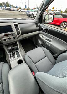 2008 Toyota Tacoma V6 SR5 Double Cab 4x4! TRD Off-Road! 78,000 Miles!  Clean Title! Strong Carfax History! Great Service Records! Impressive! - Photo 19 - Vancouver, WA 98665