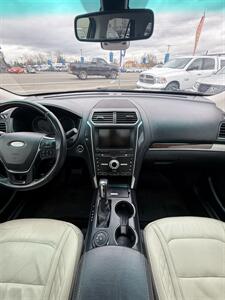 2016 Ford Explorer Platinum 4x4! 3rd Row! Moon Roof! Leather! Local!  Clean Title! Strong Carfax History! Low Miles! Impressive! - Photo 29 - Vancouver, WA 98665