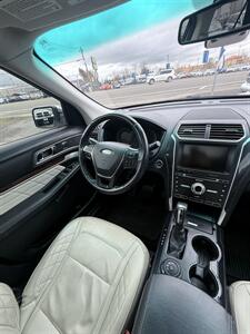 2016 Ford Explorer Platinum 4x4! 3rd Row! Moon Roof! Leather! Local!  Clean Title! Strong Carfax History! Low Miles! Impressive! - Photo 27 - Vancouver, WA 98665