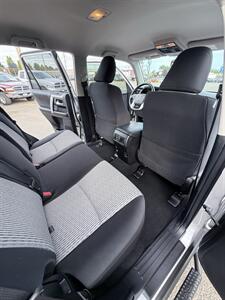 2014 Toyota 4Runner 4x4 SR5! 1 Local Owner! Clean Title! Impressive!  Great Carfax History! Strong Services! Adult Owned! - Photo 28 - Vancouver, WA 98665