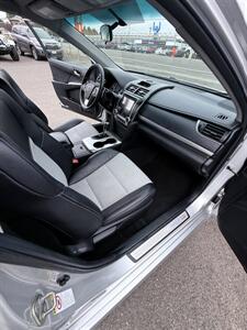 2014 Toyota Camry SE! Clean Title! Local Car! Good Service Records! Strong Carfax Report! Impressive! Great Value! - Photo 26 - Vancouver, WA 98665