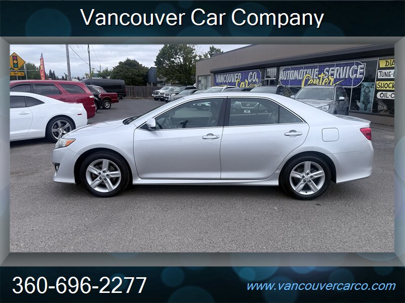 2014 Toyota Camry SE! Clean Title! Local Car! Good Service Records!  Strong Carfax Report! Impressive! Great Value! - Photo 1 - Vancouver, WA 98665
