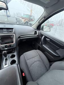 2014 GMC Acadia SLE-2! All Wheel Drive! 3rd Row! Low Miles!  Clean Title! Good Carfax History! Great Value! - Photo 28 - Vancouver, WA 98665