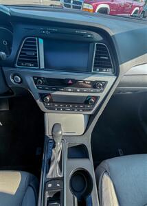 2015 Hyundai SONATA Sport 2.0T! 1 Owner! Leather! Moonroof!  Clean Title! Good Carfax! Great Value! - Photo 26 - Vancouver, WA 98665