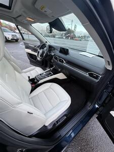 2017 Mazda CX-5 AWD Grand Touring! i Owner! Clean Title! Loaded!  Strong Carfax History! Great Value! Impressive! - Photo 30 - Vancouver, WA 98665