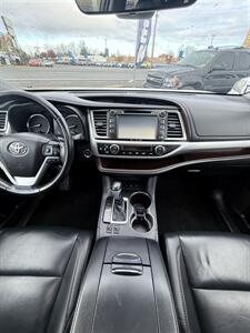 2019 Toyota Highlander XLE AWD! Clean Title! Leather! Moonroof! Local!  8 Passenger! Strong Carfax Report! Impressive! - Photo 26 - Vancouver, WA 98665