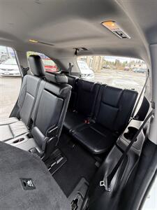 2019 Toyota Highlander XLE AWD! Clean Title! Leather! Moonroof! Local!  8 Passenger! Strong Carfax Report! Impressive! - Photo 16 - Vancouver, WA 98665