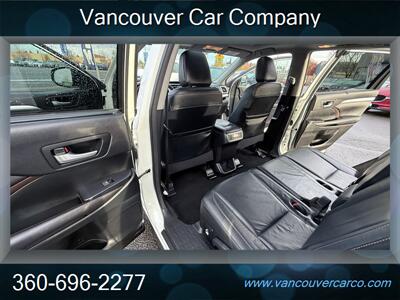 2016 Toyota Highlander XLE AWD! 3rd Row! Leather! Loaded! Low Miles! Clean Title! Great Carfax History! Local Vehicle! Impressive! - Photo 14 - Vancouver, WA 98665
