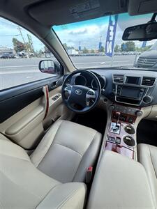 2013 Toyota Highlander AWD Limited! Loaded! 3rd Row! Only 68,000 Miles!  Clean Title! Strong Carfax History! Great Local Servicing! Impressive! - Photo 25 - Vancouver, WA 98665