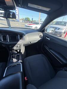 2015 Dodge Charger SE! Almost 300hp V-6 rated at 31 MPG Hwy! Clean Title! Low Miles! Adult Owned! Impressive! - Photo 19 - Vancouver, WA 98665