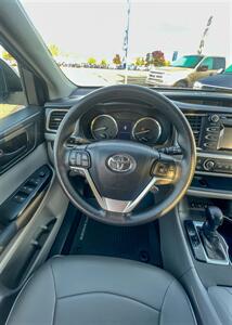 2016 Toyota Highlander LE All Wheel Drive! Only 79,000 Miles! 3rd Row!  Clean Title! Strong Carfax History! Locally Owned! - Photo 27 - Vancouver, WA 98665