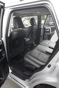 2015 Toyota 4Runner 4x4 Limited! 3rd Row! Loaded! Local! Low Miles!  Clean Title! Good Carfax! Impressive! - Photo 30 - Vancouver, WA 98665
