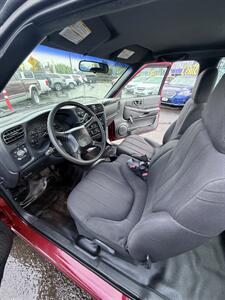 2003 GMC Sonoma SL Extended Cab 4x4! Rare Truck! Low 95,000 Miles! Clean Title! Adult Owned! Popular V6! 3rd Door! Impressive! - Photo 19 - Vancouver, WA 98665
