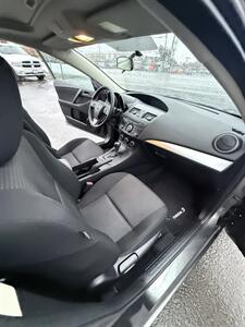 2013 Mazda Mazda3 i Touring! Clean Title!1 Owner! Only 55,000 Miles!  Local Car! Strong Carfax History! Moonroof!  Fuel Efficient! Great Value! - Photo 28 - Vancouver, WA 98665
